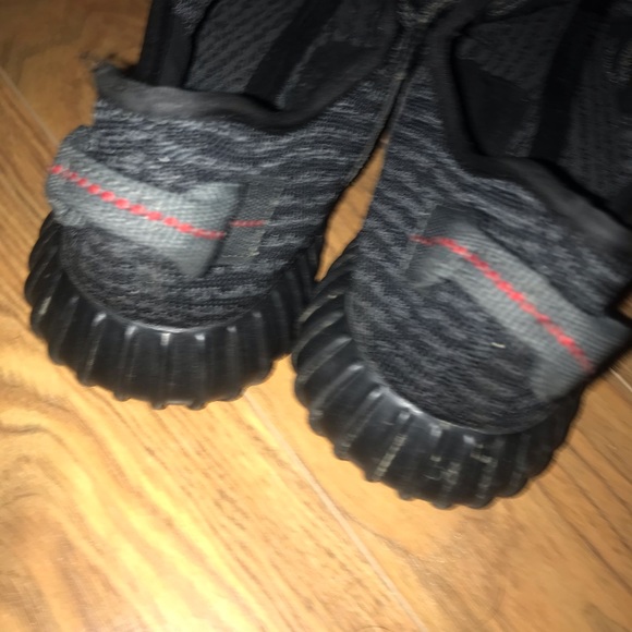 Yeezy 350 - Picture 4 of 4